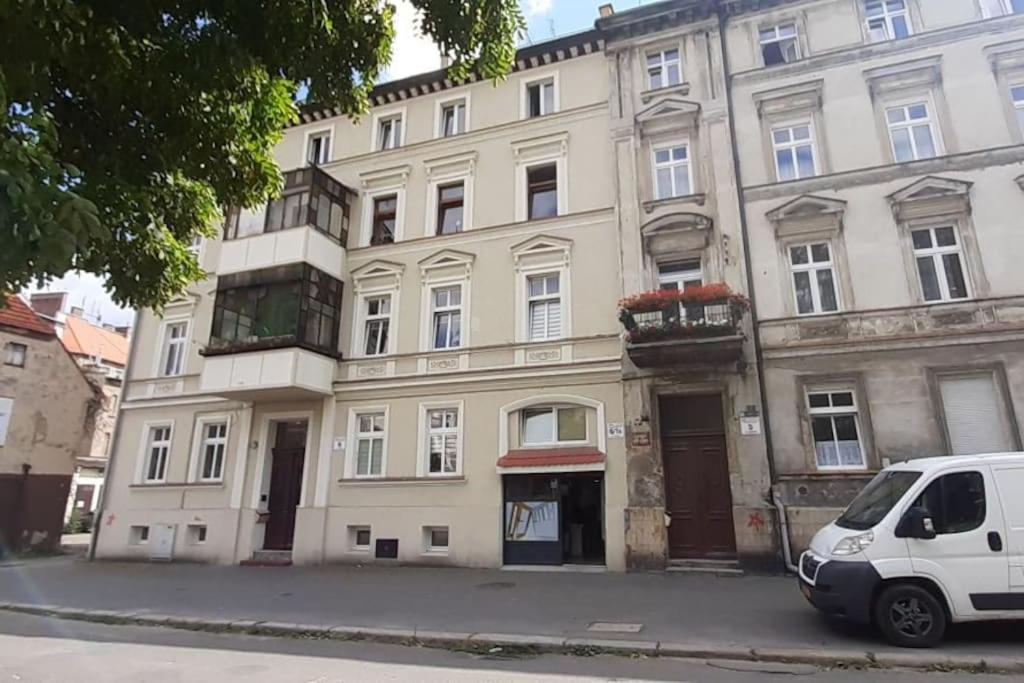 Lemuria Apartament Szkolna Centrum Legnica Buitenkant foto